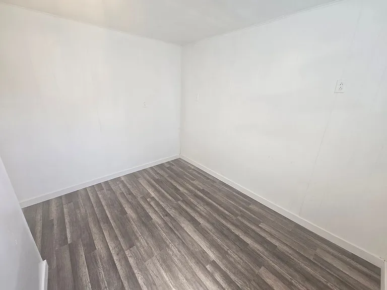 400 Santa Fe Dr #12 — Photo 25