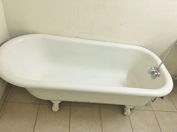 Antique Claw Foot Tub