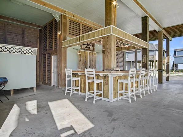 2573 Whitecap, Crystal Beach, TX 77650