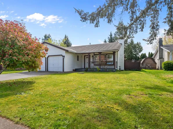 16954 60th Ave, Surrey, BC V3S 1T2