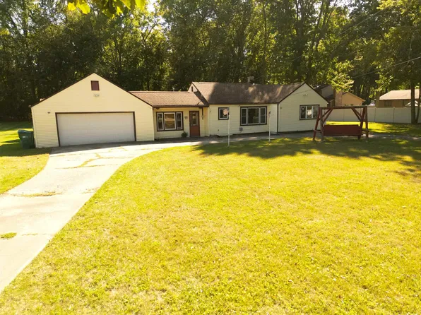 3364 Boy Scout Rd, Bay City, MI 48706