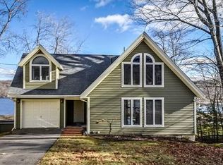 65 Oakhurst Rd, Hopkinton, MA 01748