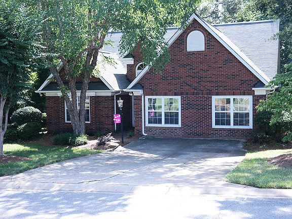 2nd image of 101 Winghaven Ct