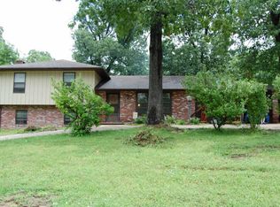 1495 S Marwalk Dr, Joplin, MO 64801
