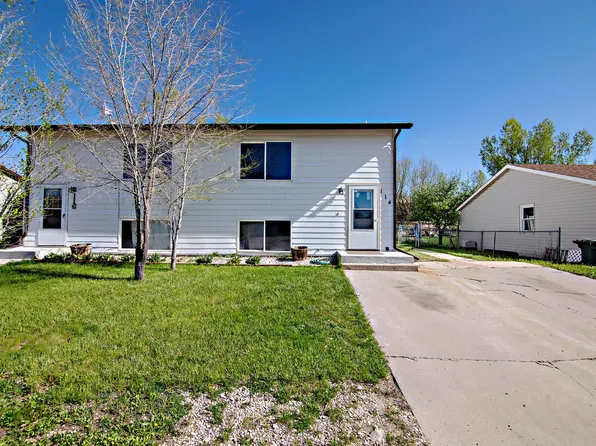 114 W Redwood St, Gillette, WY 82718