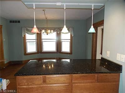 3rd image of 1225 Bonnieview Ave