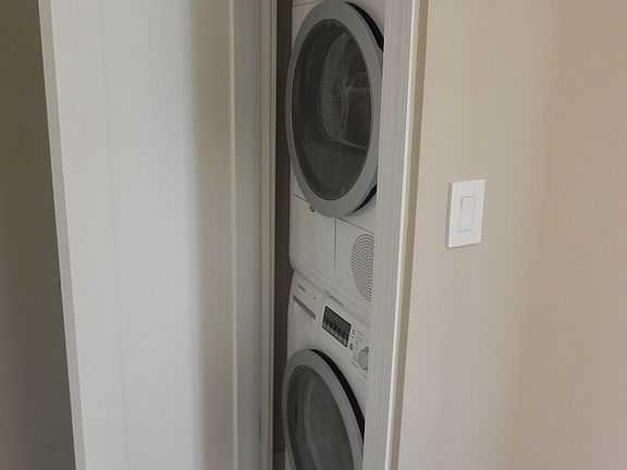 5th image of 40 Harrison St APT 23C