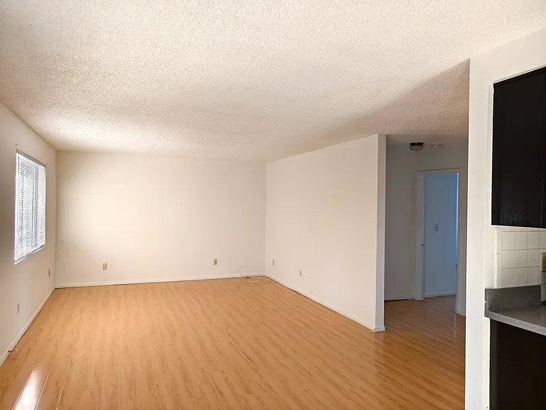 411 S Orange Ave #H — Photo 8