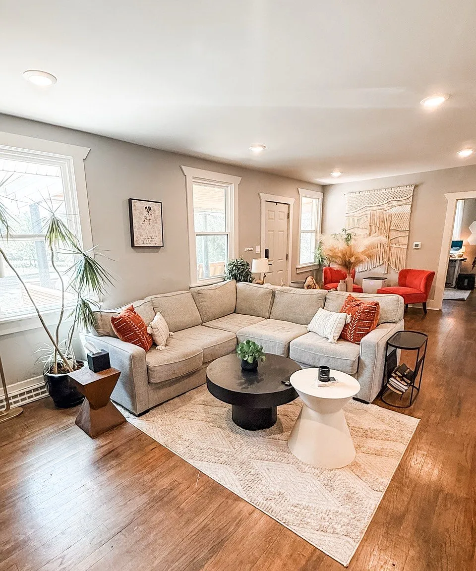 4 bed, 1700 sqft, $2,700 — Photo 3