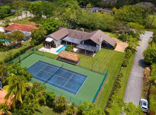 9620 SW 67th Ave, Pinecrest, FL 33156