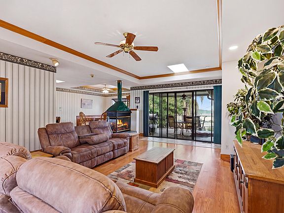 5th image of 1380 N Highland Drive