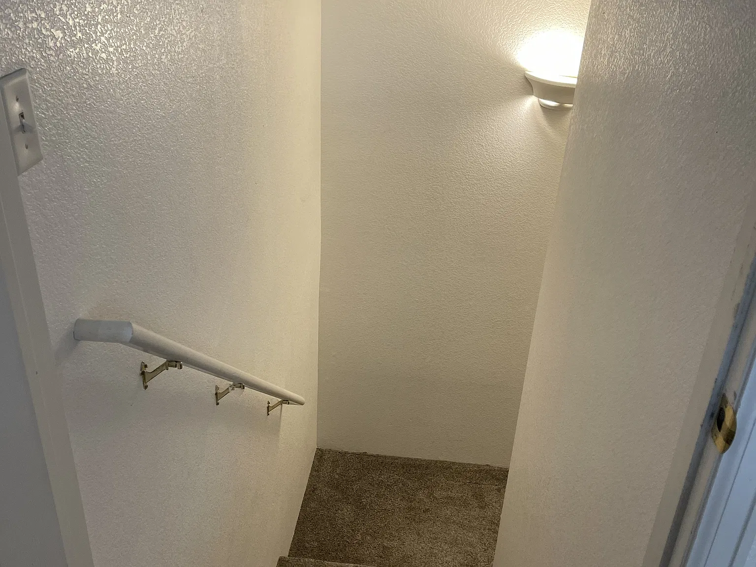 2 bed, 1860 sqft, $850 — Photo 4