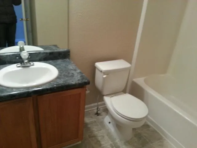 6526 Wellington Chase Ct — Photo 7