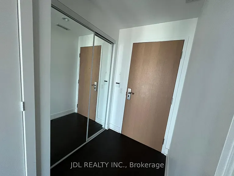 7 Grenville St #5008 — Photo 1