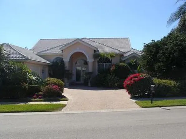 21 Saint James Dr, Palm Beach Gardens, FL 33418