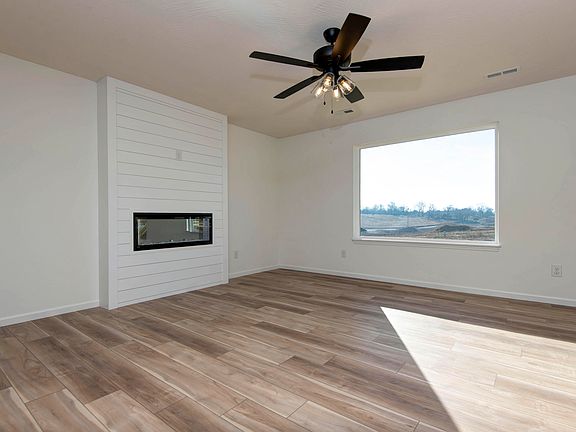 3rd image of 5225 W Josh Street