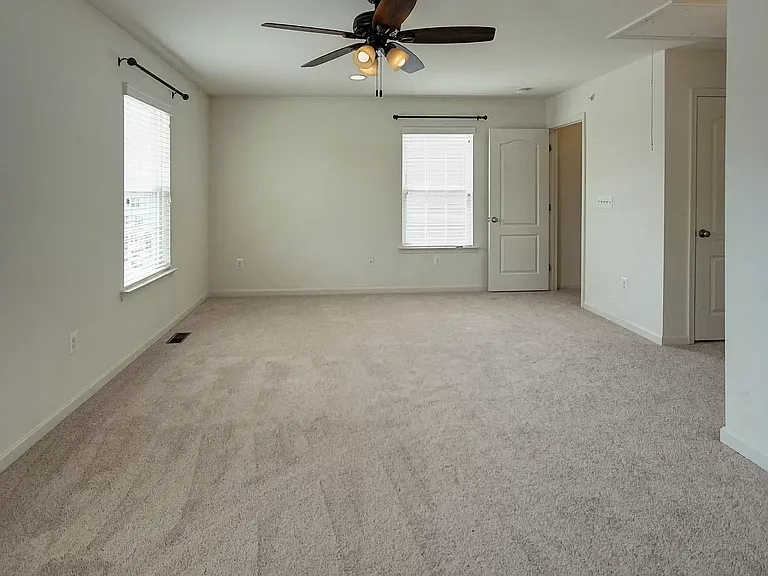 1828 Cassandra Dr #152 — Photo 10