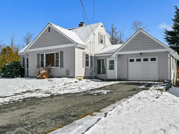 14 Juleann Dr, Lanesborough, MA 01237