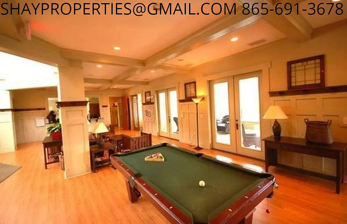 2 bed, 1176 sqft, $1,595 — Photo 2