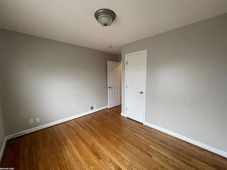 3602 Ravena Ave — Photo 12