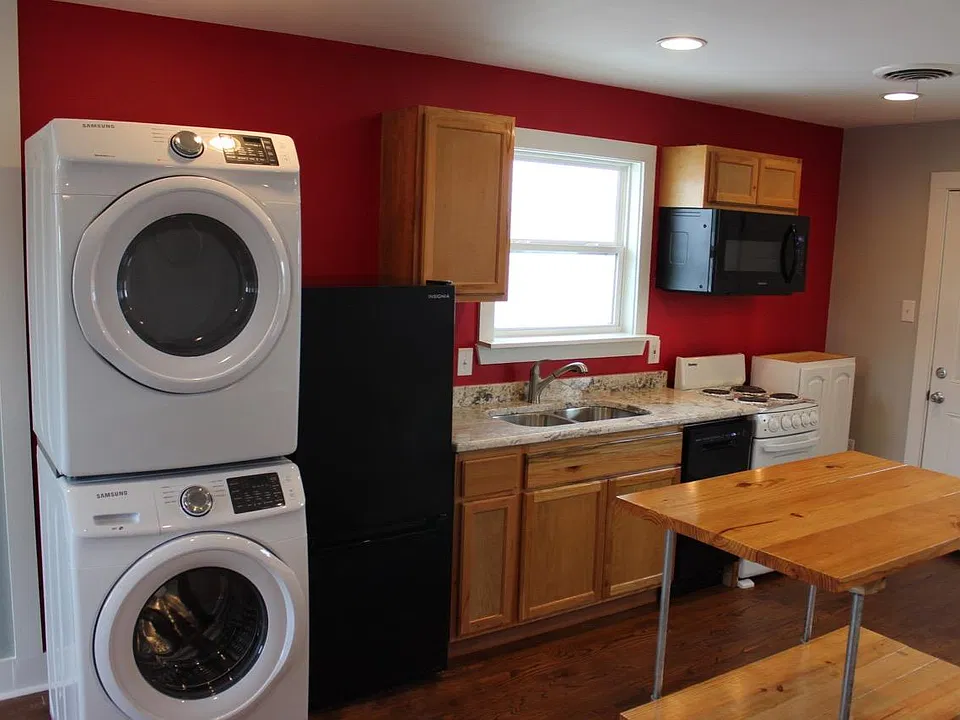 Garbage disposer, washing machine, stove, microwave range hood, refrigerator, built-in island.