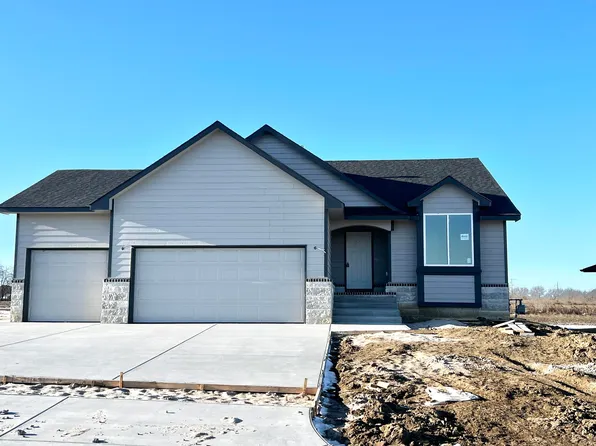 10612 E Bonita St, Wichita, KS 67207