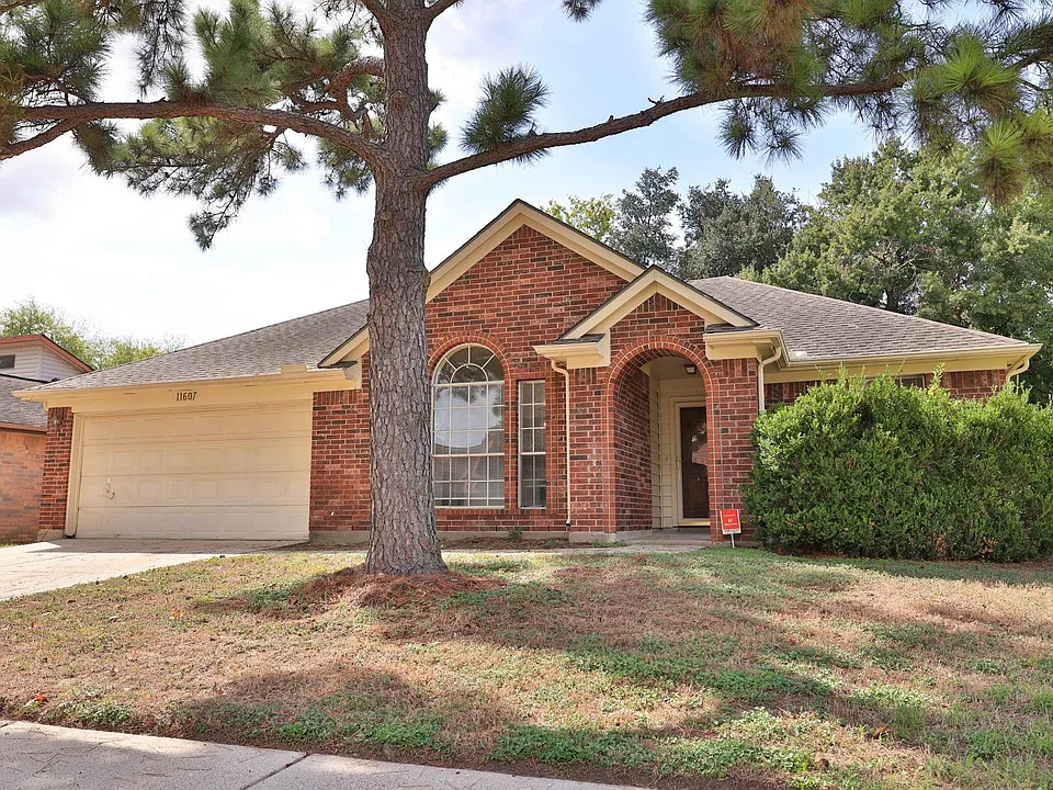 11607 Lennington Ln