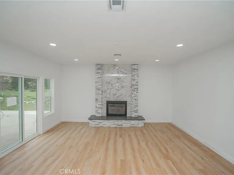 3518 N Mills Ave — Photo 10