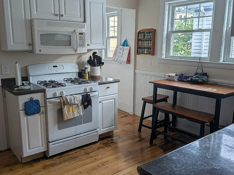 283 Alewife Brook Pkwy #2 — Photo 4