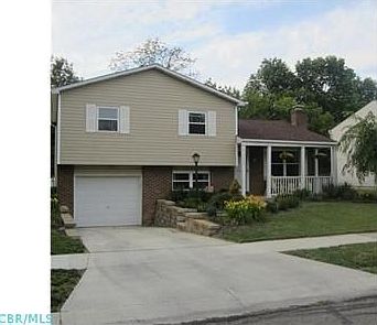 3rd image of 8890 Stillwater Dr