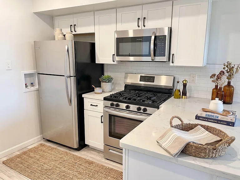 3008 N 39th St #1 — Photo 8