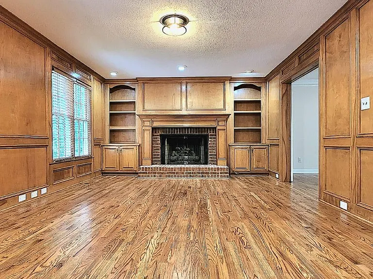 11165 Wilshire Chase Dr — Photo 11