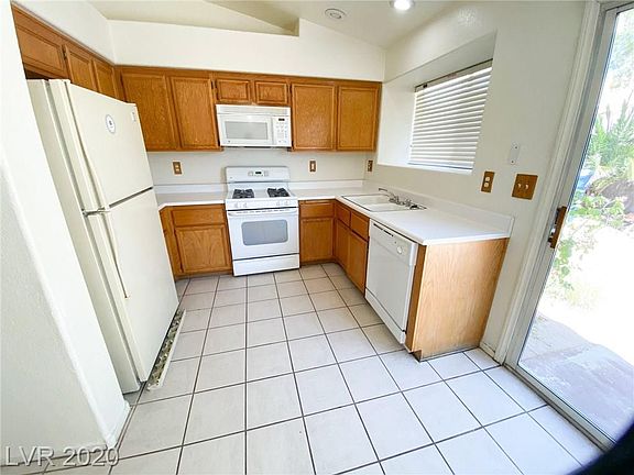 5th image of 7712 Haskell Flats Dr