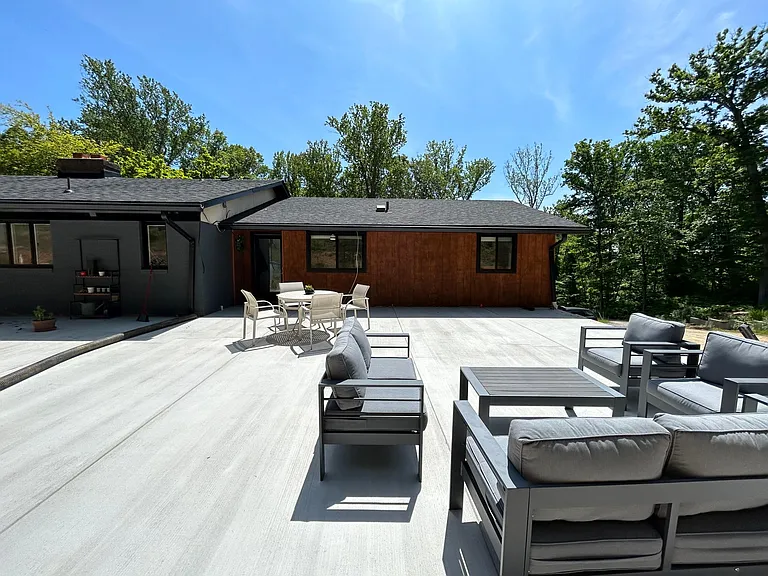 Brooks Rd — Photo 20