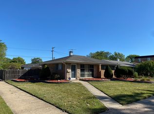 3036 Bernice Rd, Lansing, IL 60438