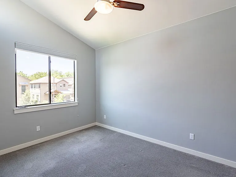 3107 Corbin Ln — Photo 8
