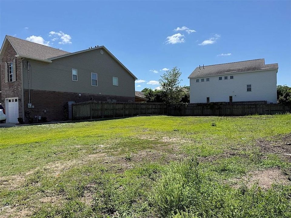 2nd image of 346 Metairie Heights Ave