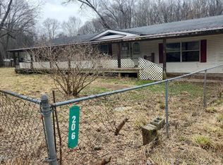 206 Highland Ave, Boston, KY 40107