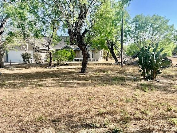 2nd image of 1615 Nolana Rd