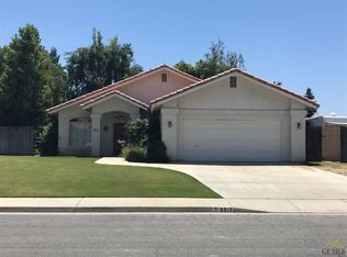 6913 Aztec Way, Bakersfield, CA 93308