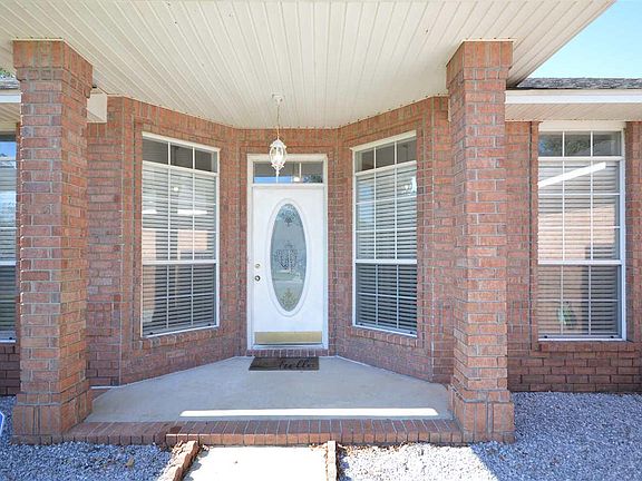 4th image of 4665 Winterdale Dr