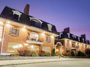 100 Wayland Ave #9, Providence, RI 02906