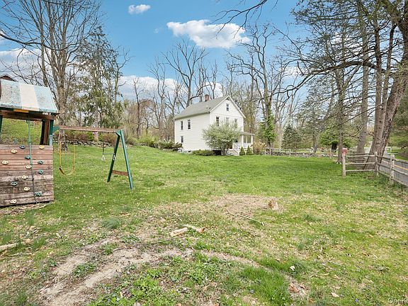 2nd image of 101 Spring Valley Road