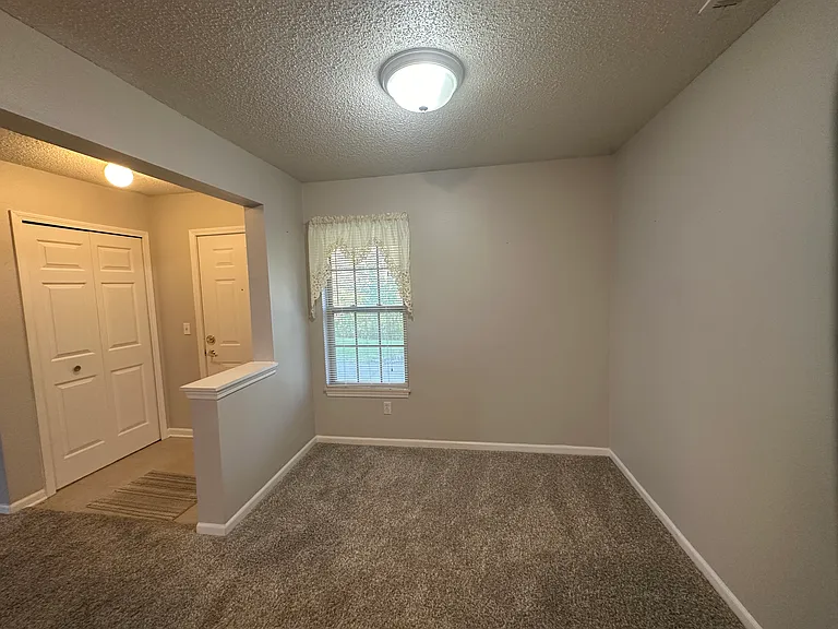 12101 Pinehurst Ln — Photo 10