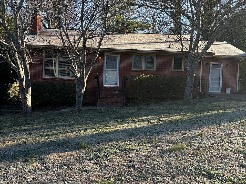 1st image of 431 Julia Ave