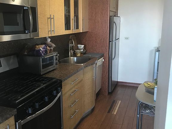 4th image of 601 Surf Ave #8
