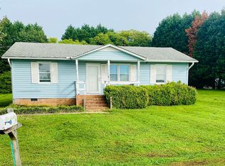 223 Bob Gray Rd, Gray Court, SC 29645