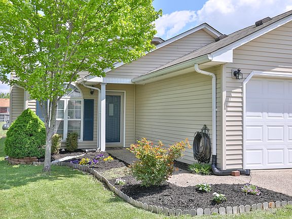 3rd image of 168 Seminole Ct