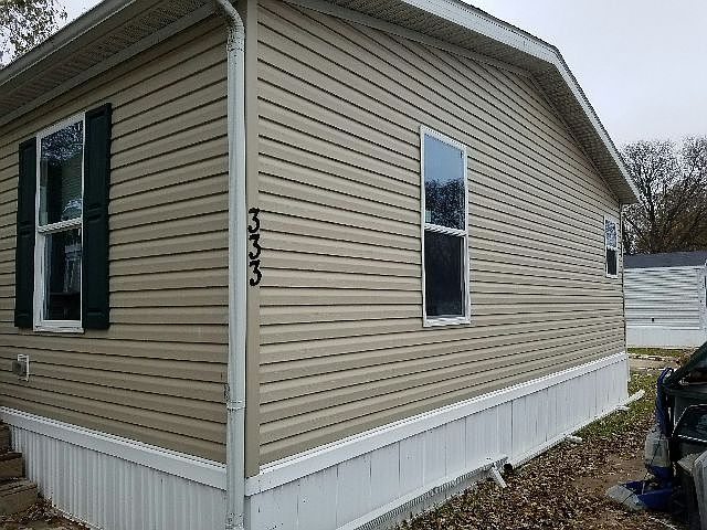 1st image of 333 Oriole Ln #333