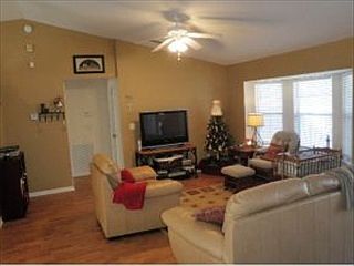 4th image of 3378 W Naegelia Pl